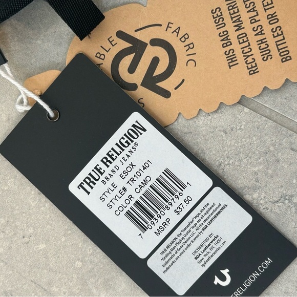 NWT True Religion Printed Belt Bag in Camo - Picture 6 of 8